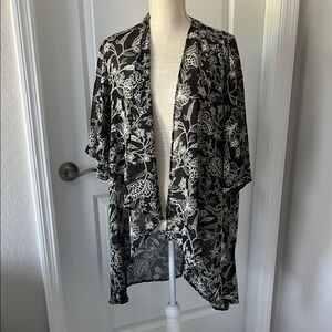 Living Doll Monochrome Floral Kimono Beach Coverup